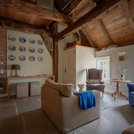 Malle Muehle Oda ve Kahvaltı 3*